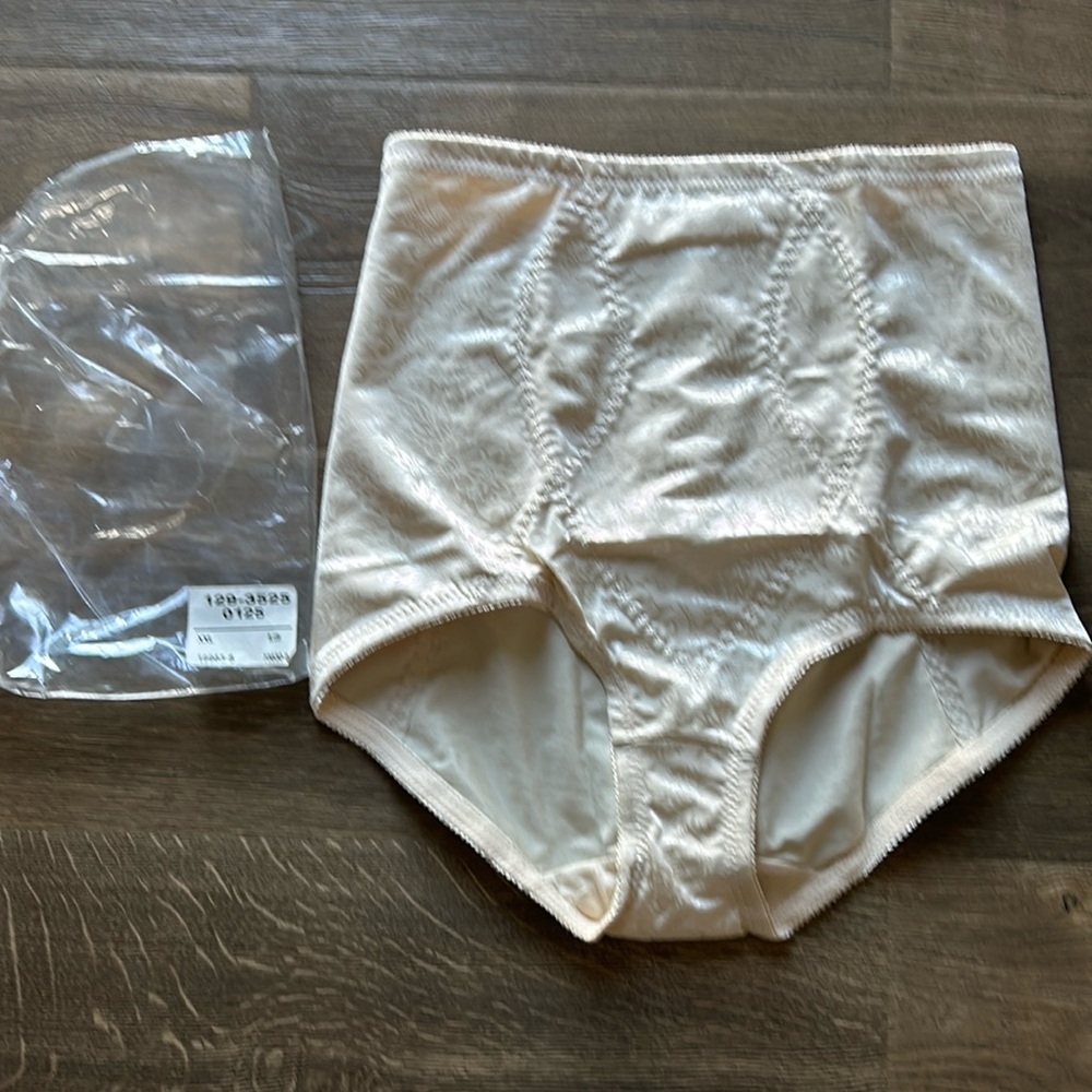 Tummy control brief